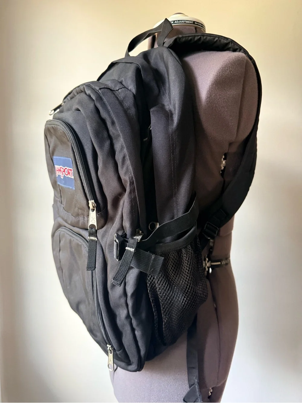 Jansport Black Multi-Compartment Men's Backpack